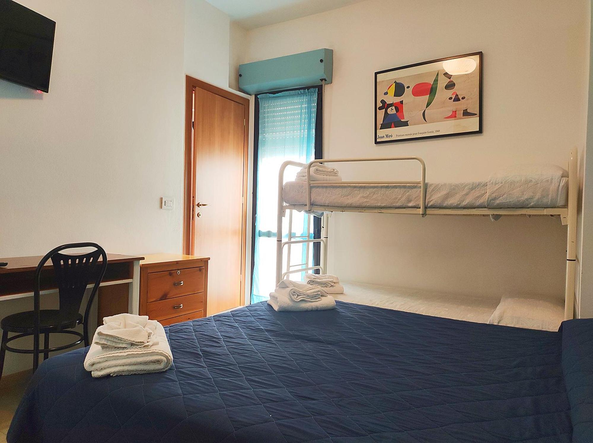 Hotel Zenith Rimini Bagian luar foto